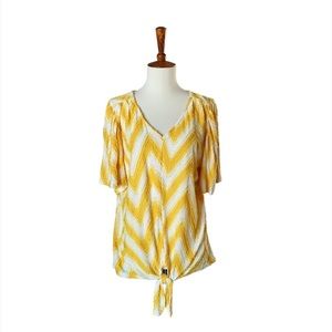 Oliver V‎ Neck Tie Front Top Size Medium Mustard